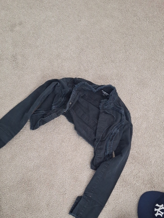 Streetwear Society Jackets & Blazers - Streetwear Society Black Distressed Cropped Jacket
